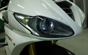 TRIUMPH DAYTONA 675 R 2012