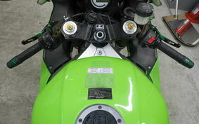 KAWASAKI NINJA ZX-6R R 2003