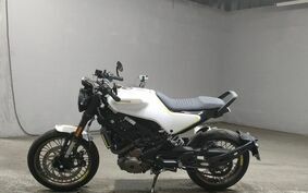 HUSQVARNA ヴィットピレン401 2018 UVJ