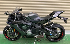 YAMAHA YZF-R1 S 2020 RN42