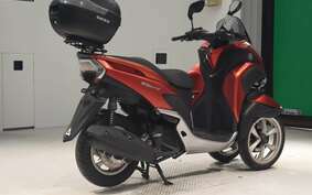 YAMAHA TRICITY 125 SE82J