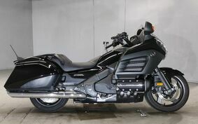 HONDA GL 1800 GOLD WING F6B 2013 SC68