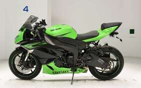 KAWASAKI NINJA ZX-6R 2011