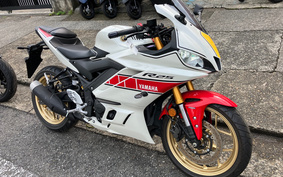 YAMAHA YZF-R25 WGP60th RG74J