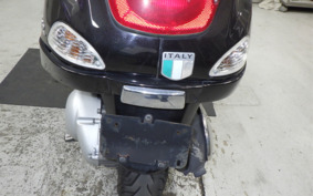 VESPA LX150IE