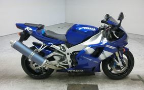 YAMAHA YZF-R1 2000 RN04