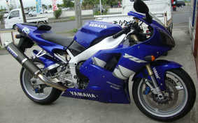 YAMAHA YZF-R1 1999 RNO1