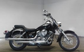 YAMAHA DRAGSTAR 250 VG02J