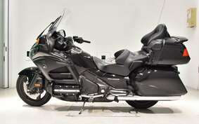 HONDA GL 1800 GOLD WING 2014 SC68