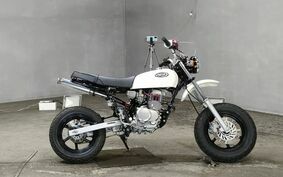 HONDA APE 100 HC07