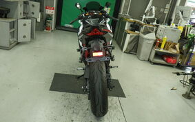 KAWASAKI ZX-25R ZX250E