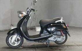 YAMAHA VINO 125 SE24