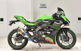 KAWASAKI ZX-25R ZX250E