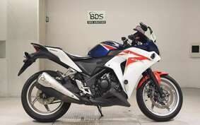 HONDA CBR250R A MC41