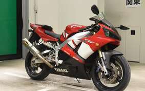 YAMAHA YZF-R1 2002 RN041