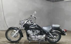 YAMAHA DRAGSTAR 250 VG02J