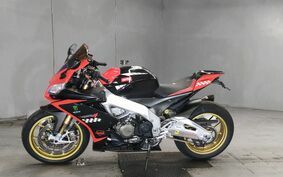 APRILIA RSV4 FACTORY 2013 RK