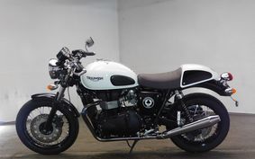 TRIUMPH THRUXTON 900 2015 J9147G