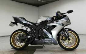 YAMAHA YZF-R1 2004 RN13