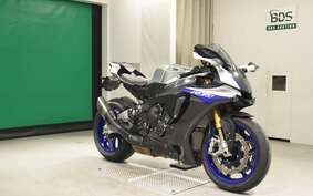 YAMAHA YZF-R1 M 2019 RN49