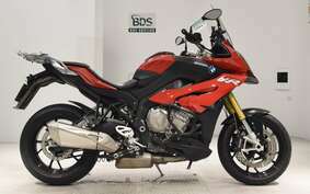 BMW S1000XR 2015 0D03