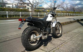 YAMAHA TW225 DG09J