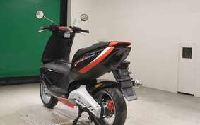 APRILIA ア AREA51