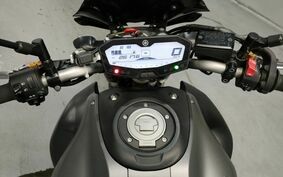 YAMAHA MT-07 2015 RM07J