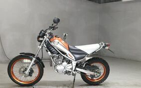 YAMAHA TRICKER DG16J