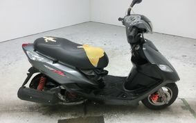 YAMAHA GTR125 SE26