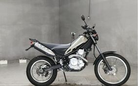 YAMAHA TRICKER DG32J