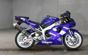 YAMAHA YZF-R1 1999 RN011