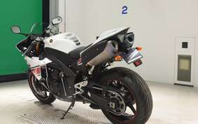 YAMAHA YZF-R1 2010 RN23