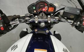 SUZUKI GLADIUS 2010 VK58A