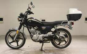 YAMAHA YB125SP