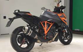 KTM 1290 SUPER DUKE GT 2022