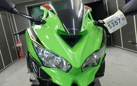 KAWASAKI ZX-25R ZX250E