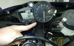 YAMAHA YZF-R1 2002