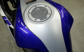 YAMAHA YZF-R25 A RG10J