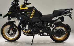 BMW R1250GS 2021 0M01