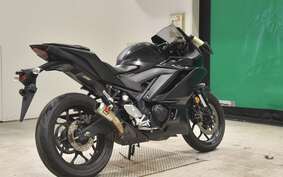 YAMAHA YZF-R3 2021 RH13J