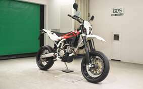 HUSQVARNA SM250R