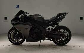 YAMAHA YZF-R1 2013