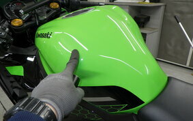 KAWASAKI ZX-25R ZX250E