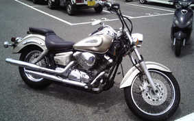 YAMAHA DRAGSTAR 250 2000 VG02J