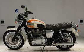 TRIUMPH BONNEVILLE T100 2005