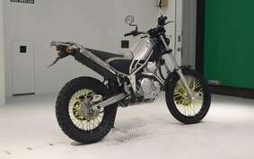 YAMAHA TRICKER DG10J