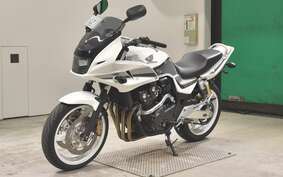 HONDA CB400 SUPER BOLDOR VTEC 2013 NC42