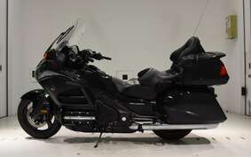 HONDA GL 1800 GOLD WING 2014 SC68