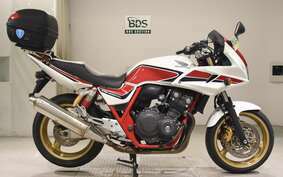 HONDA CB400 SUPER BOLDOR VTEC 2011 NC42